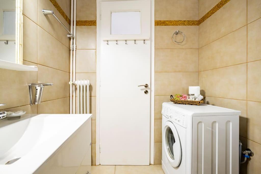 Athens Paradise Cozy 53 Sqm Apartament Near To Metro Ngoại thất bức ảnh