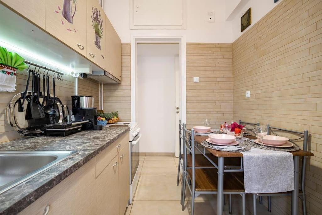 Athens Paradise Cozy 53 Sqm Apartament Near To Metro Ngoại thất bức ảnh